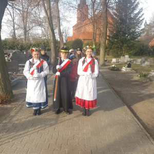 poczet sztandarowy w strojach hazackich