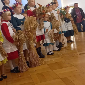 obrzędy w wykonaniu uczniów